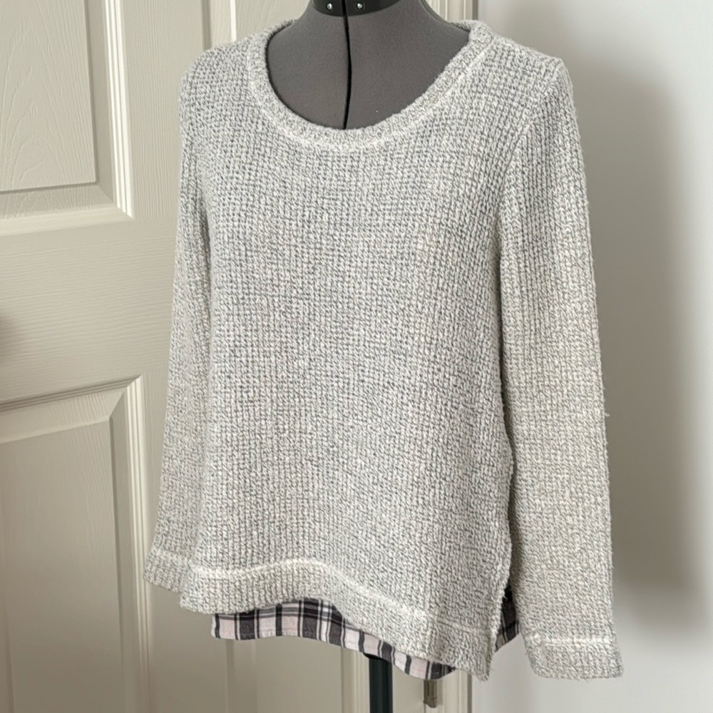 Sanctuary- Long Sleeve Sweater over Plaid Flannel